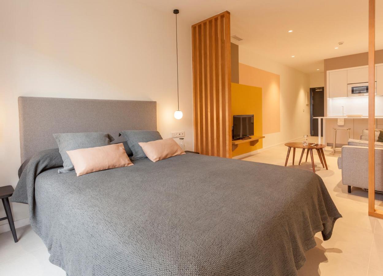 Apartamentos Malaga Premium - Calle Granada Luaran gambar